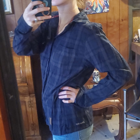 Indian Motorcycle navy blue gray and black plaid button down longsleeve shirt. - Picture 7 of 16